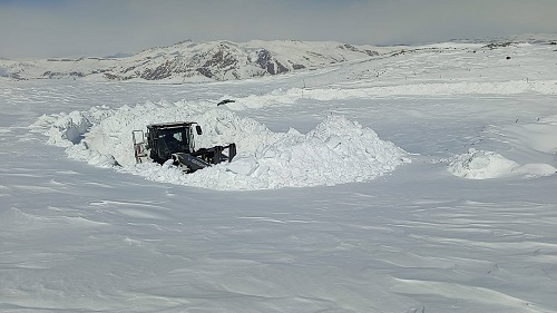 Hakkari'de Özverili Hizmetle Zorlu Kış Koşulları Aşılıyor