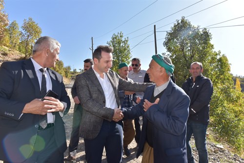 Vali Yardımcısı Karadağ, Çukurca'daki Köyleri Ziyaret Etti.